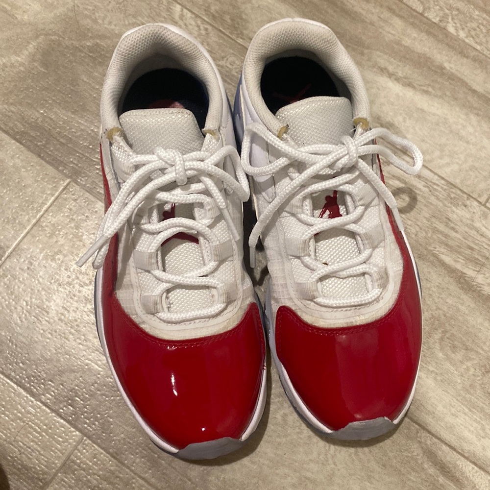 Jordan 11 (cherry CMFT) “comfort” NOT RETRO!